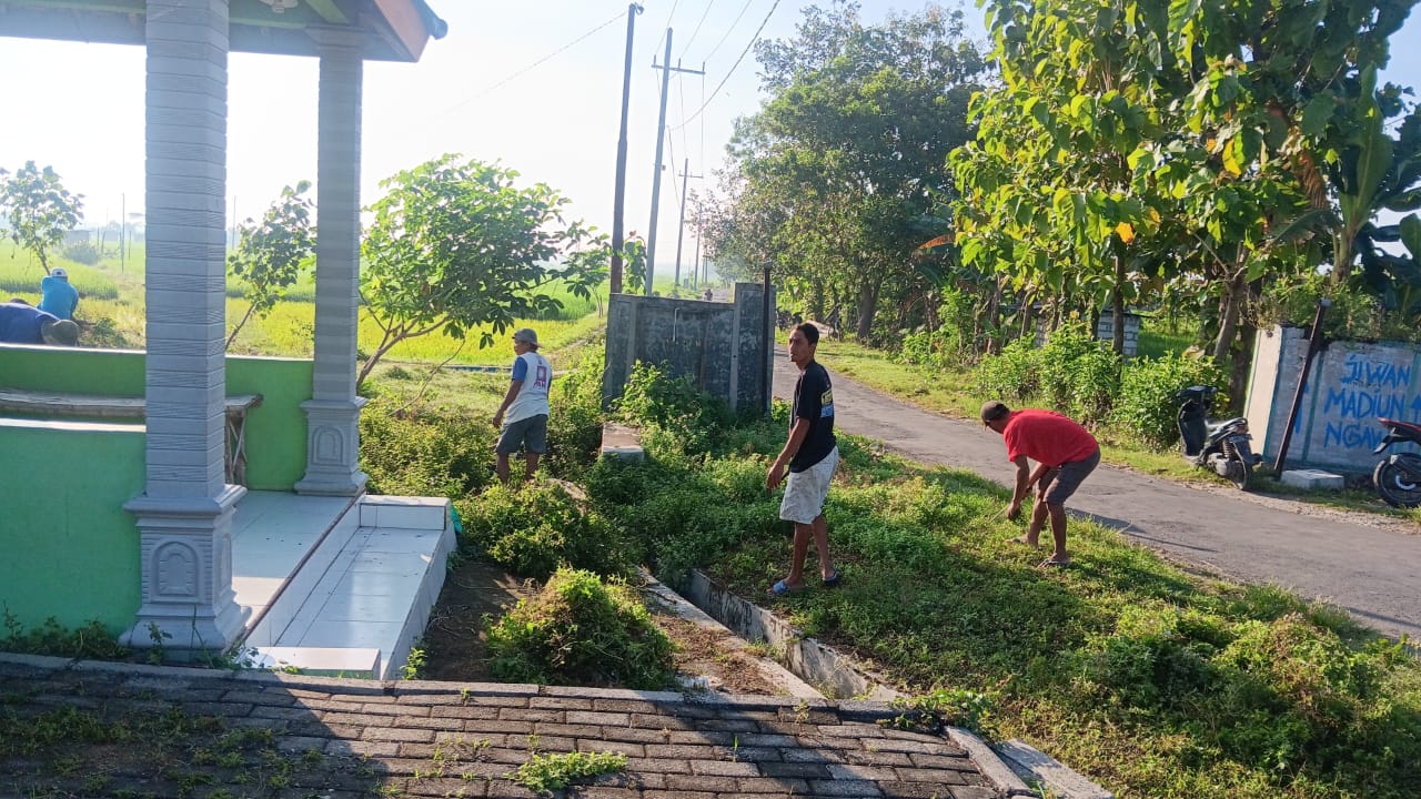 GERAKAN JUMINGSIH (JUMAT MINGGU BERSIH)